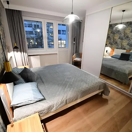 4 Pokoje, Oddzielne Biuro Do Pracy, Kominek, Klimatyzacja, Idealne Dla Rodzin Z Dziećmi, Przy Parku Na Wyspie Apartament Piła