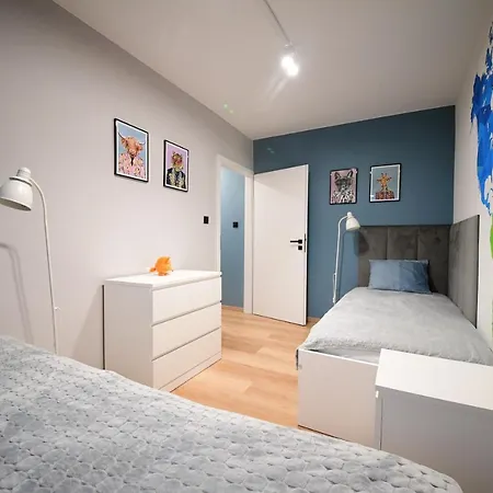 Appartement 4 Pokoje, Oddzielne Biuro Do Pracy, Kominek, Klimatyzacja, Idealne Dla Rodzin Z Dziecmi, Przy Parku Na Wyspie