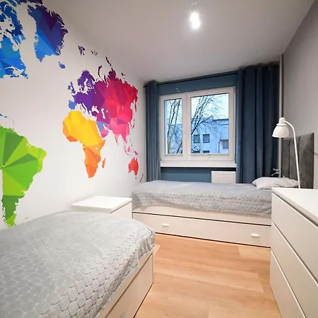 4 Pokoje, Oddzielne Biuro Do Pracy, Kominek, Klimatyzacja, Idealne Dla Rodzin Z Dziecmi, Przy Parku Na Wyspie Appartement