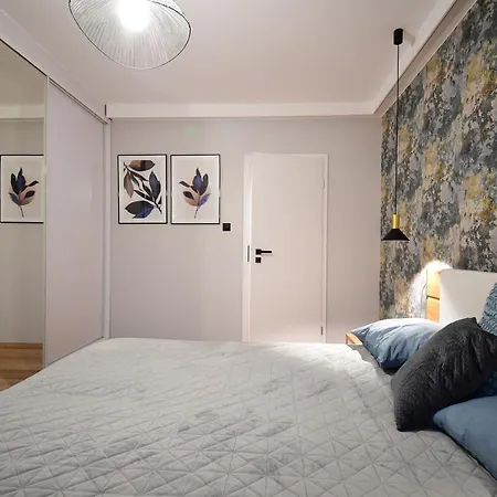 Апартаменты 4 Pokoje, Oddzielne Biuro Do Pracy, Kominek, Klimatyzacja, Idealne Dla Rodzin Z Dziecmi, Przy Parku Na Wyspie *