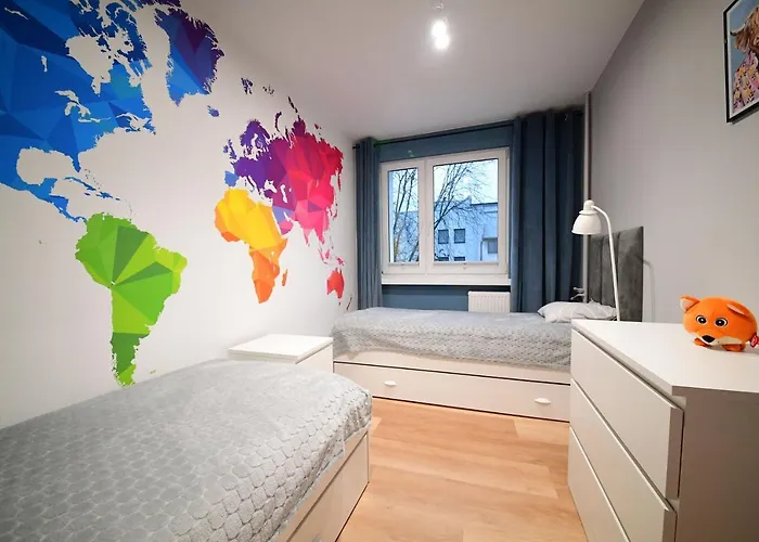 4 Pokoje, Oddzielne Biuro Do Pracy, Kominek, Klimatyzacja, Idealne Dla Rodzin Z Dziecmi, Przy Parku Na Wyspie Апартаменты