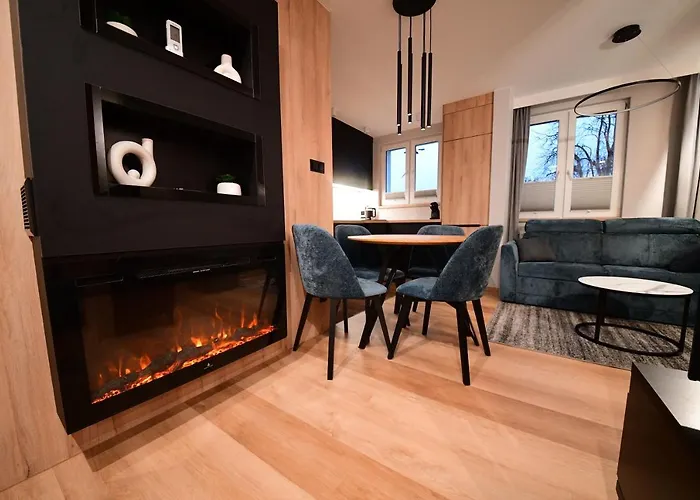 Dom Rodzinny Przy Parku: 4-pokojowy Z Biurem I Kominkiem *