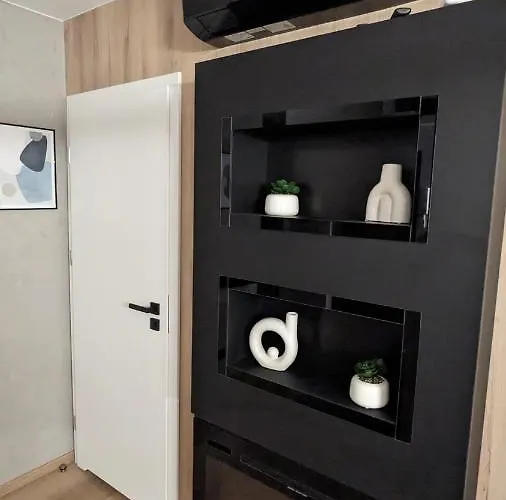 4 Pokoje, Oddzielne Biuro Do Pracy, Kominek, Klimatyzacja, Idealne Dla Rodzin Z Dziecmi, Przy Parku Na Wyspie *