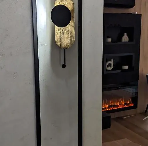 Dom Rodzinny Przy Parku: 4-pokojowy Z Biurem I Kominkiem * Pila (Pila)